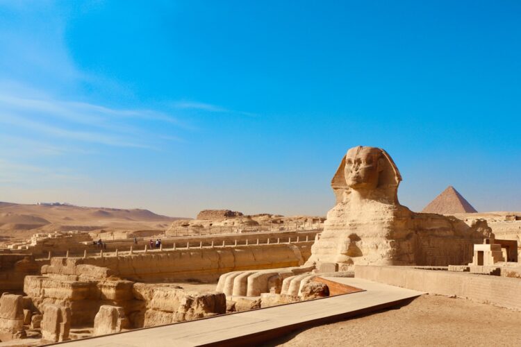Jeu éducatif pour enfants merveilles et monuments